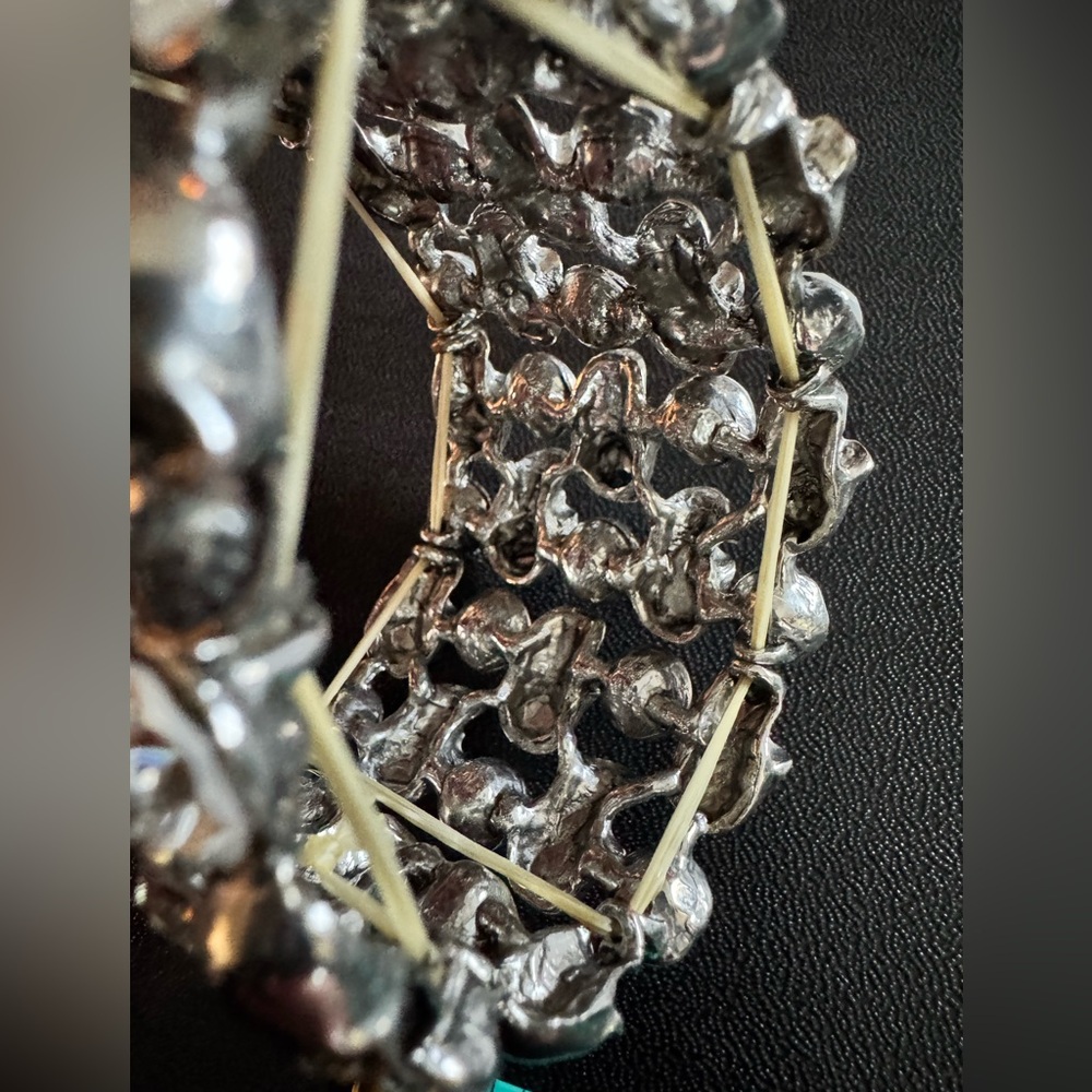 Silver Skull and Crystal Chunky Rhinestone Stretch Bracelet - Picture 6 of 6